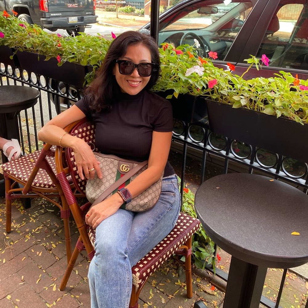 Meet your Posher, Jeong